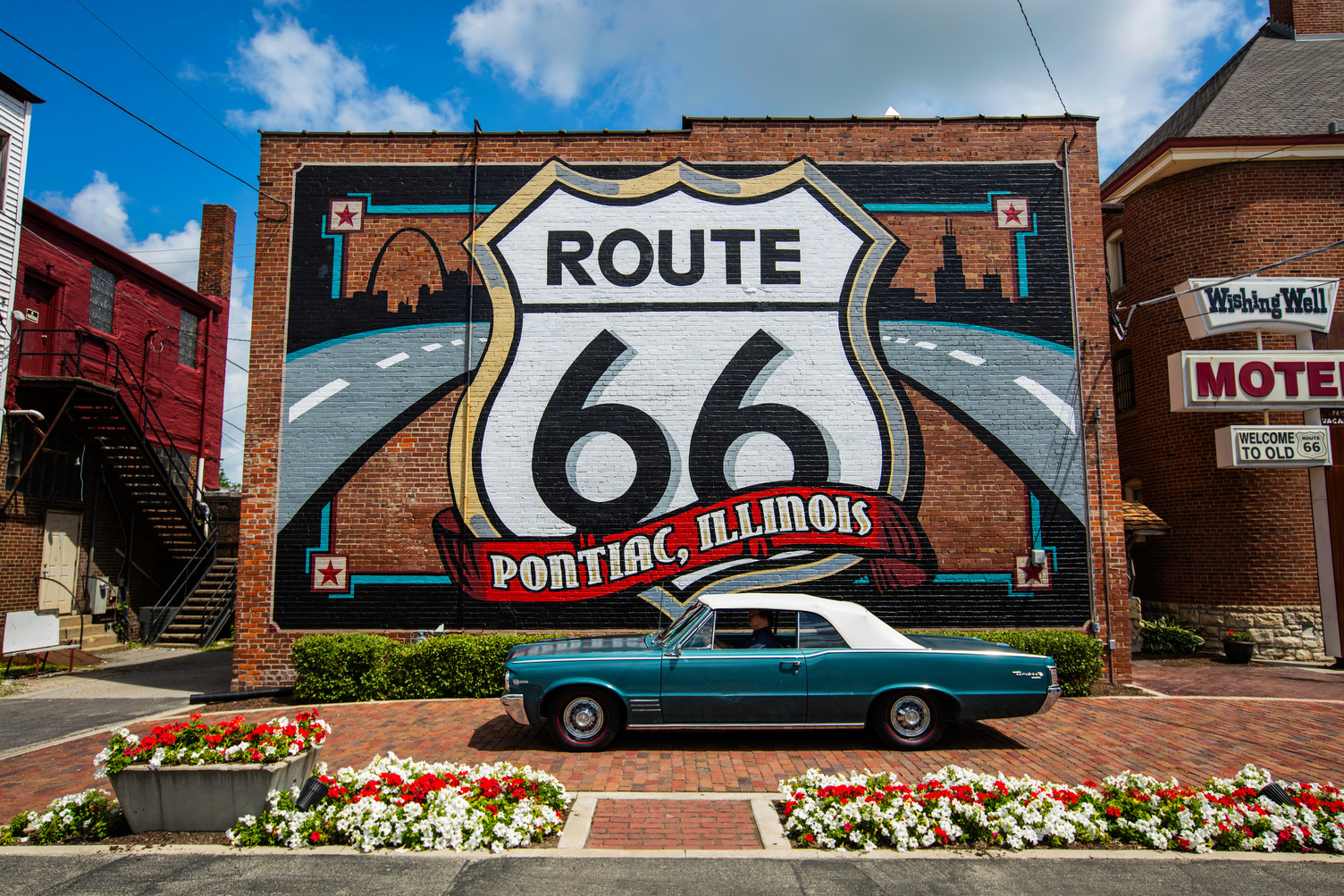 Famous Route 66 mural in Pontiac, Illinois