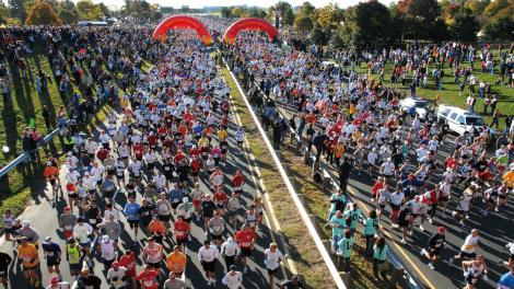 Setting off at the Marine Corps Marathon in Washington, D.C.