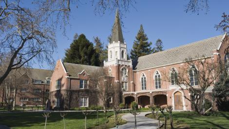 加州州立大学的教堂 加州州立大学的教堂