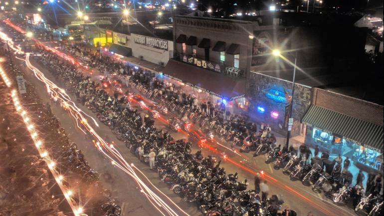 斯特吉斯摩托车拉力赛