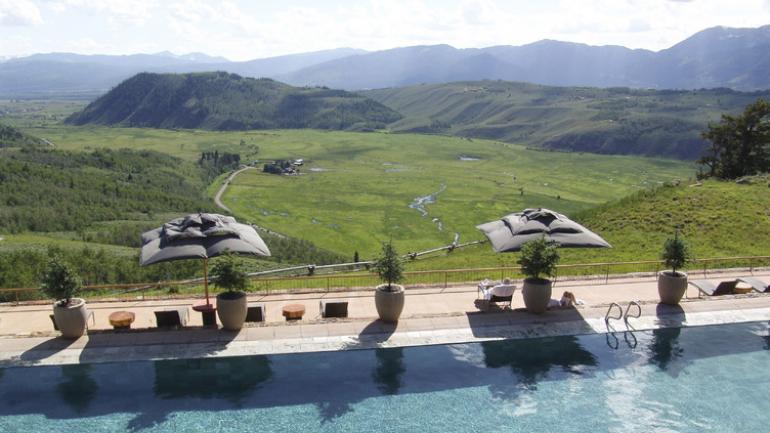 在 Amangani 度假胜地，可欣赏大提顿山脉的壮丽景色