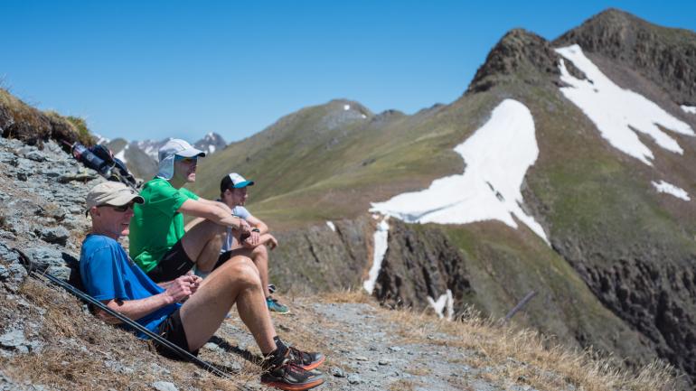 在圣胡安郡西弗敦郊外的山中休息片刻