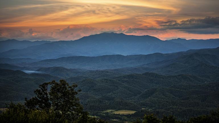 大烟山的绝美夕照 大烟山的绝美夕照
