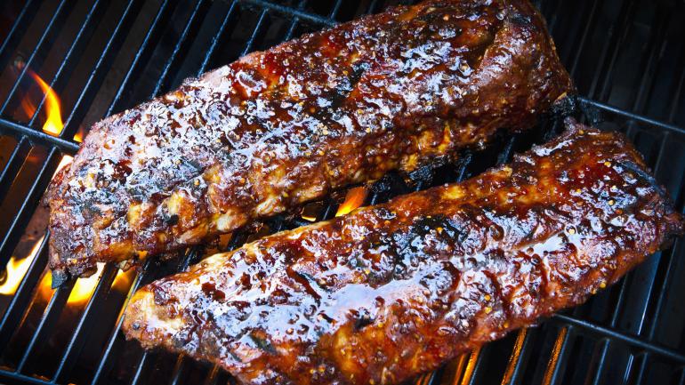 酱汁排骨是佛罗里达州椰子溪 Rock N Roll Ribs 餐厅的明星菜品 酱汁排骨是佛罗里达州椰子溪 Rock N Roll Ribs 餐厅的明星菜品