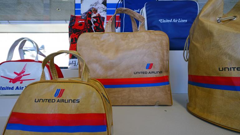 博物馆罗列了美联航一系列旅行包的历史变迁 博物馆罗列了美联航一系列旅行包的历史变迁