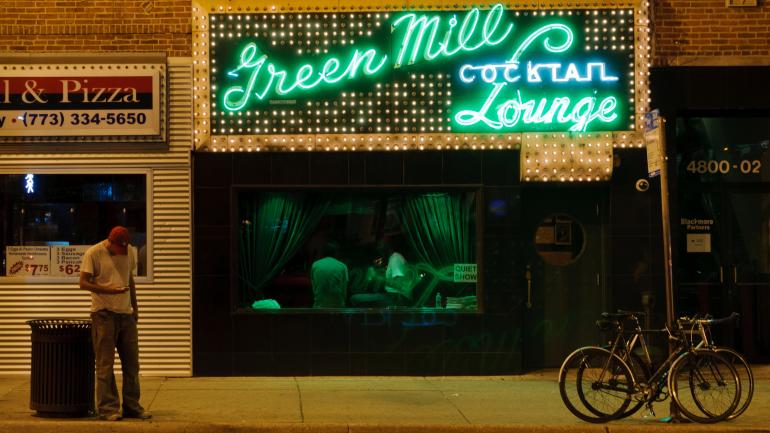 20 世纪 20 年代以来芝加哥爵士乐表演的主要场馆 Green Mill Jazz Club 爵士俱乐部 20 世纪 20 年代以来芝加哥爵士乐表演的主要场馆 Green Mill Jazz Club 爵士俱乐部