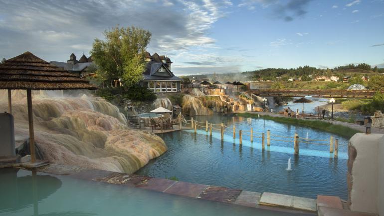 帕戈萨斯普林斯 The Springs Resort & Spa 温泉度假村的全景风貌