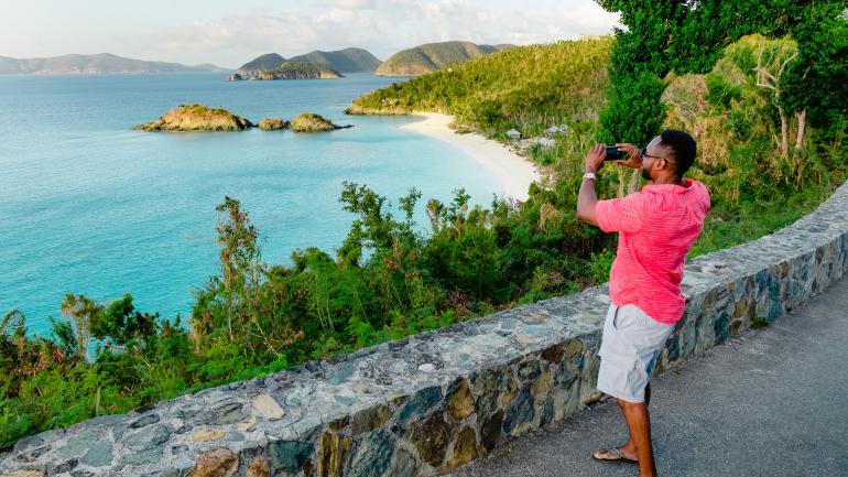 GoUSA TV 的“咨询当地人”系列片剧照