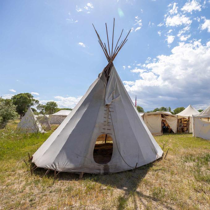怀俄明州里弗顿的 1838 Mountain Man Rendezvous 大集会场所 怀俄明州里弗顿的 1838 Mountain Man Rendezvous 大集会场所