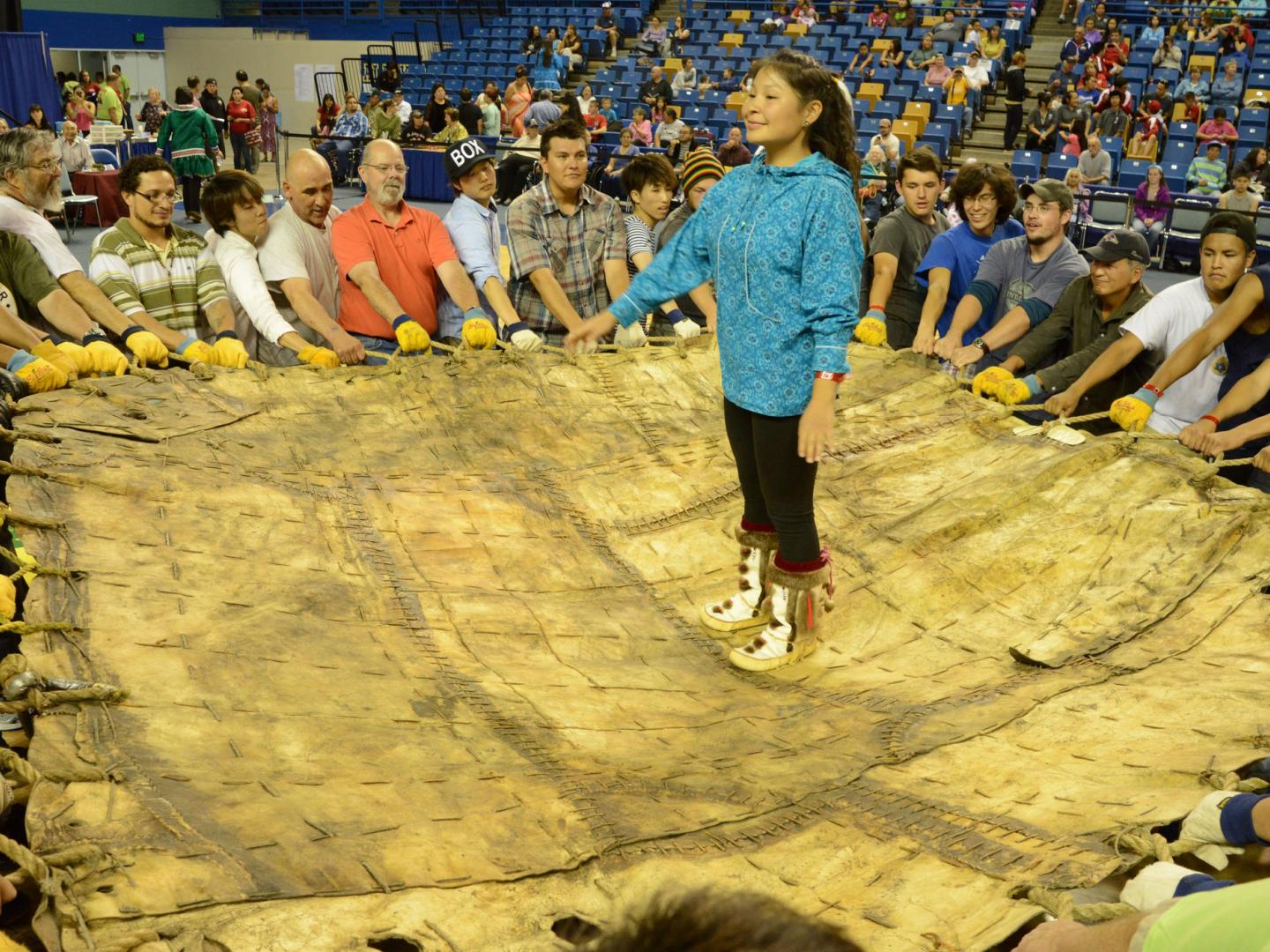 参加世界爱斯基摩人-印第安人奥林匹克运动会