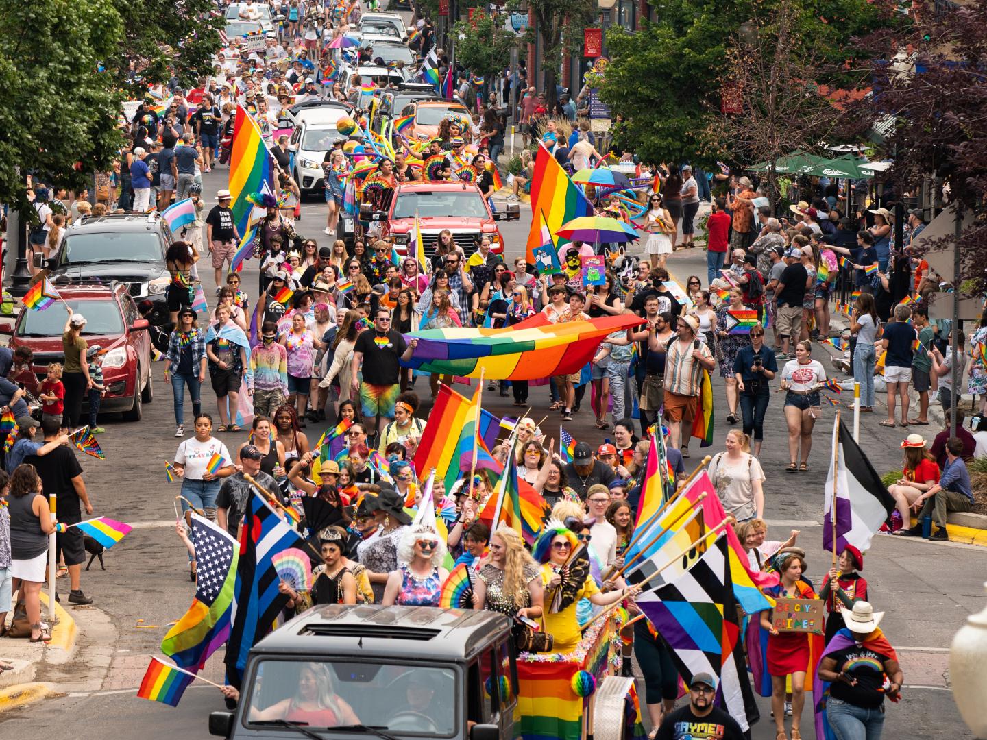 蒙大拿州海伦娜举行的 Montana Pride 游行