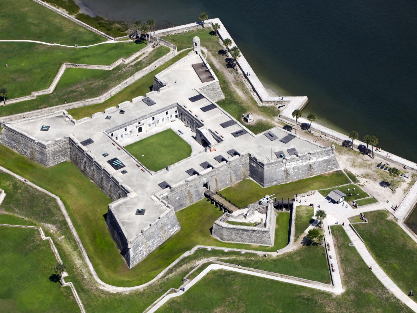 鸟瞰佛罗里达州圣奥古斯丁圣马科斯堡国家纪念馆