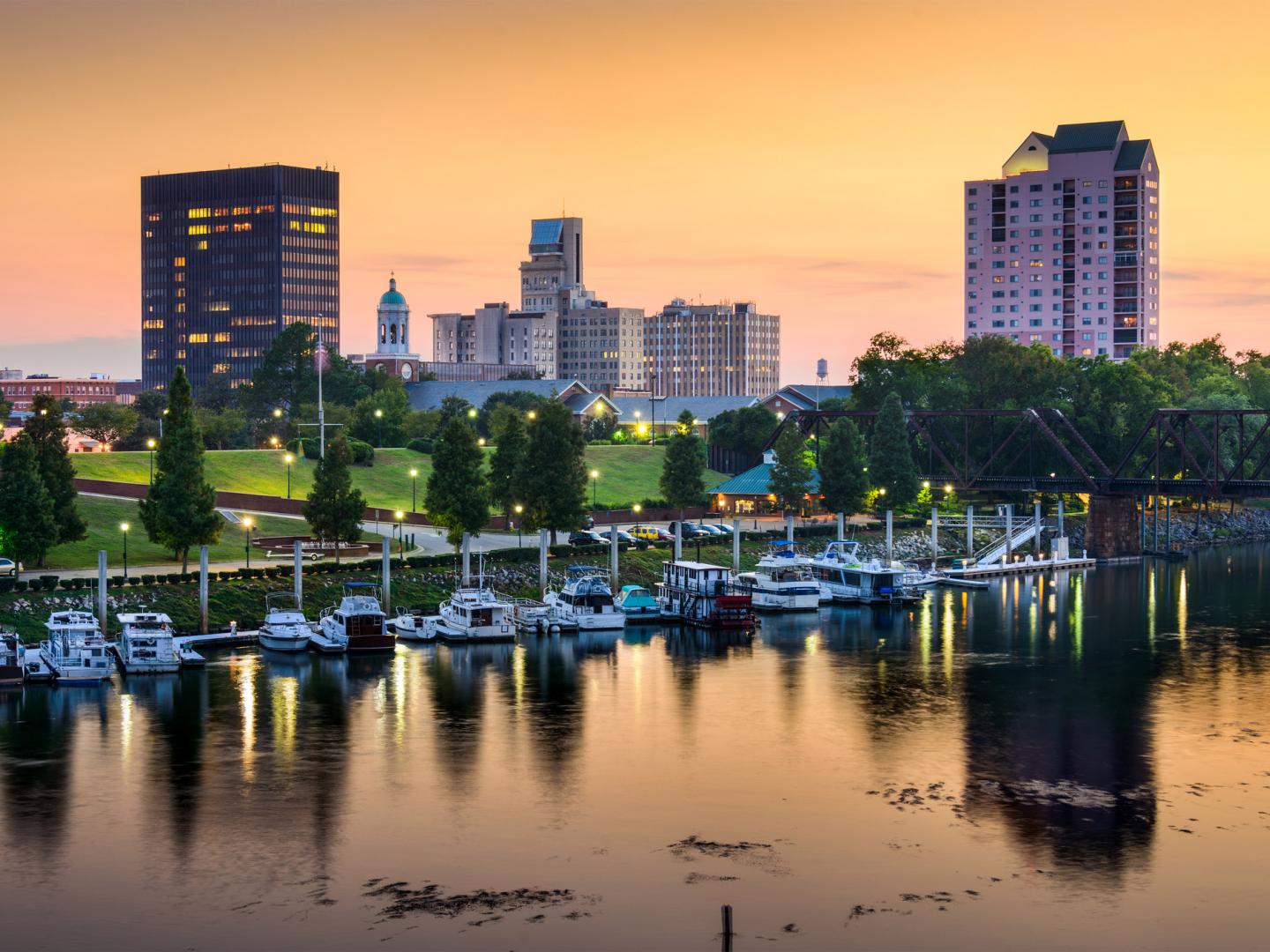 詹姆士·布朗的家乡——佐治亚州奥古斯塔迷人的河滨景致