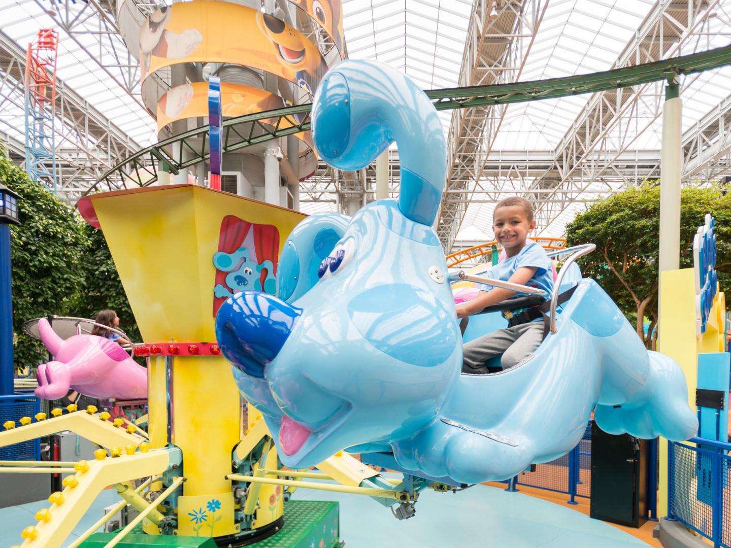 明尼苏达州布鲁明顿美国商城中的尼克宇宙主题公园