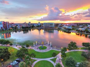 莱克兰市区日落