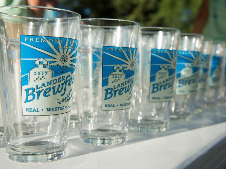 怀俄明州兰德啤酒节的纪念玻璃杯