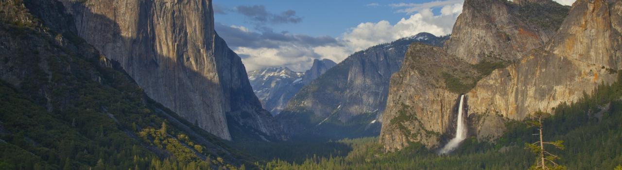 加利福尼亚州优胜美地国家公园的隧道观景点 加利福尼亚州优胜美地国家公园的隧道观景点