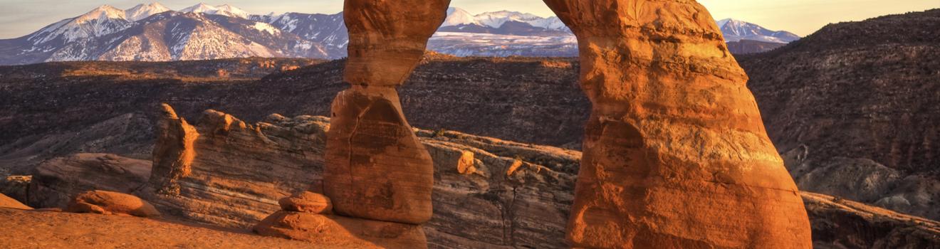 犹他州拱门国家公园的精致拱门