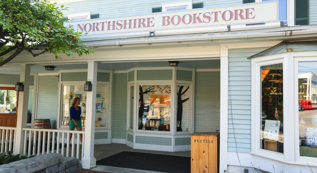 在佛蒙特州南部的曼彻斯特乡村购物