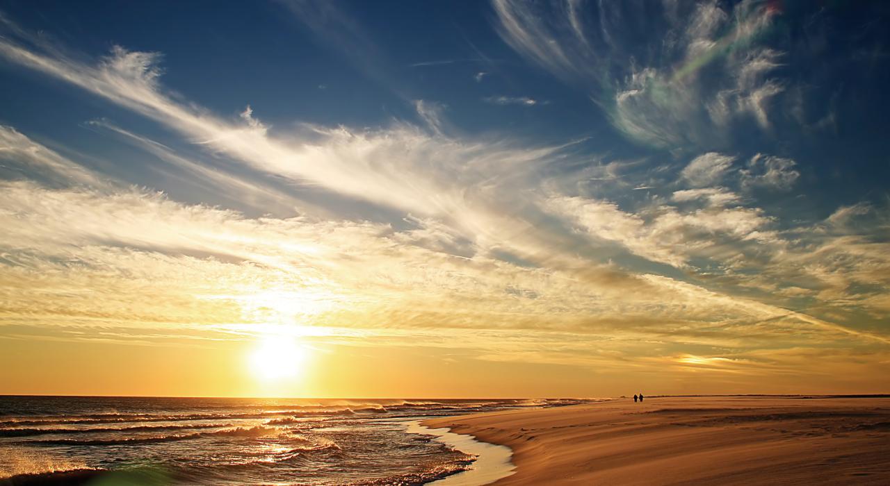 佛罗里达州彭萨科拉海滩的唯美日落