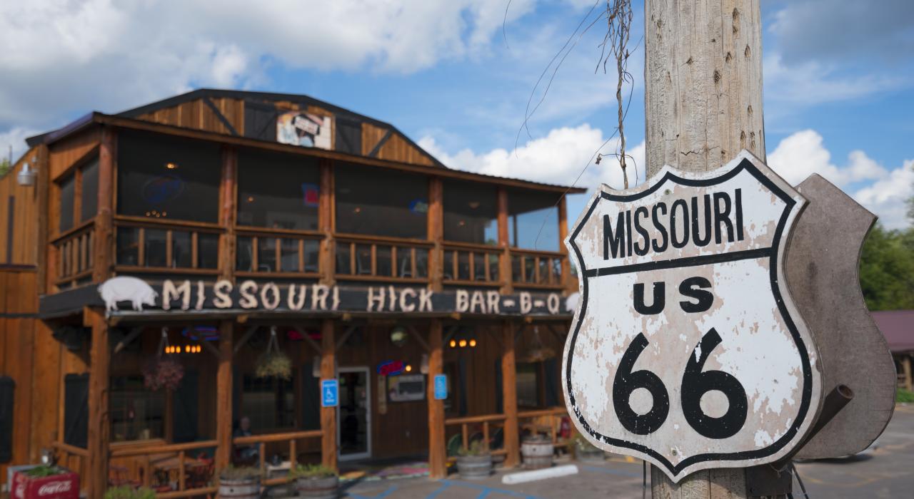 密苏里州古巴镇的 Missouri Hick Barbeque 餐厅 密苏里州古巴镇的 Missouri Hick Barbeque 餐厅