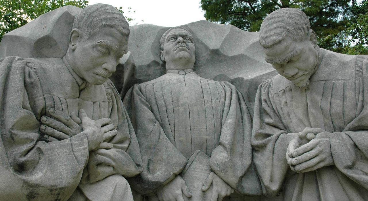 阿拉巴马州伯明翰凯利·英格拉姆公园的牧师雕像