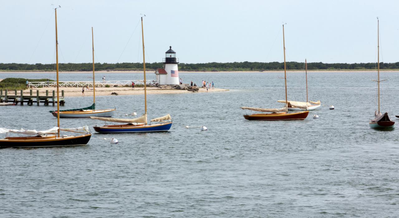 马萨诸塞州楠塔基特岛的布兰特角灯塔