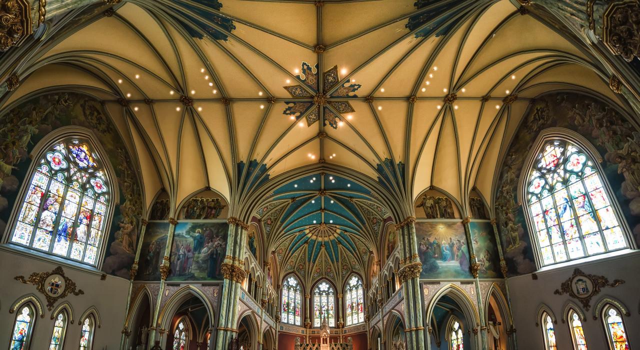 施洗者圣约翰大教堂的法国哥特式建筑