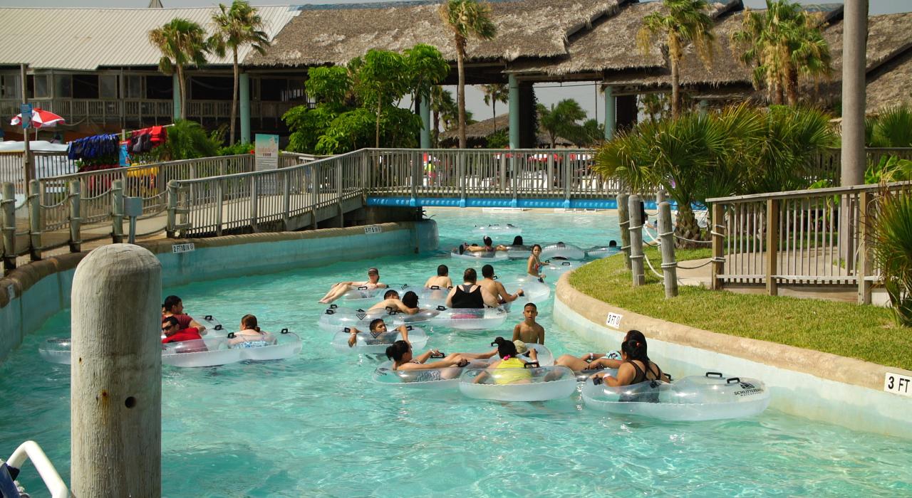 Floating through the Schlitterbahn Galveston Island Waterpark