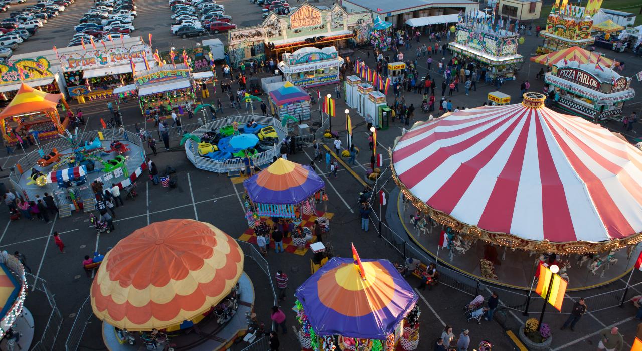 路易斯安那州博览会上色彩斑斓的一景