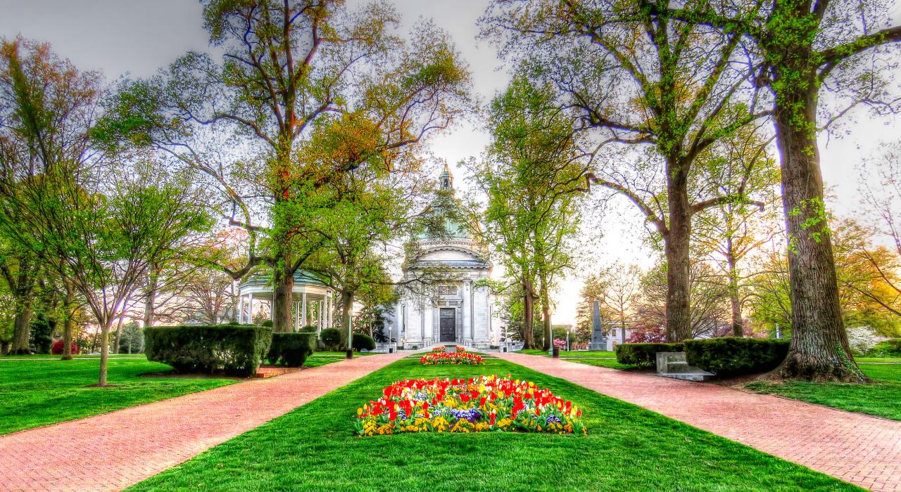 美国海军学院的春日景色