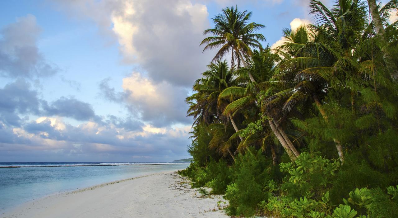 郁郁葱葱的自然景观为这里赢得了“花园岛屿”的美誉