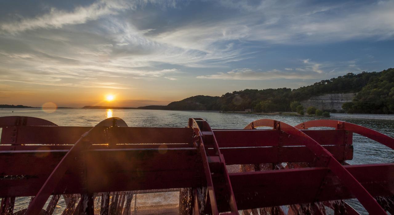 Sunset over the Mississippi River from the Spirit of Peoria riverboat
