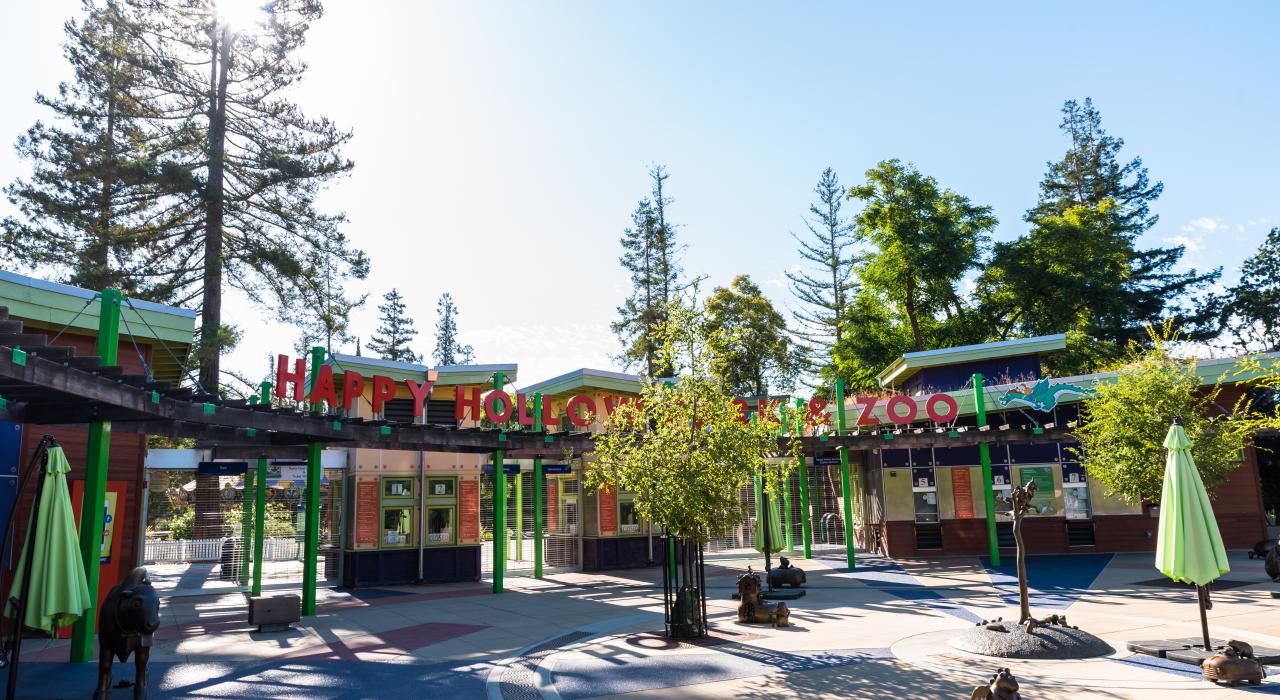 加利福尼亚州圣何塞快乐山谷公园和动物园入口 加利福尼亚州圣何塞快乐山谷公园和动物园入口