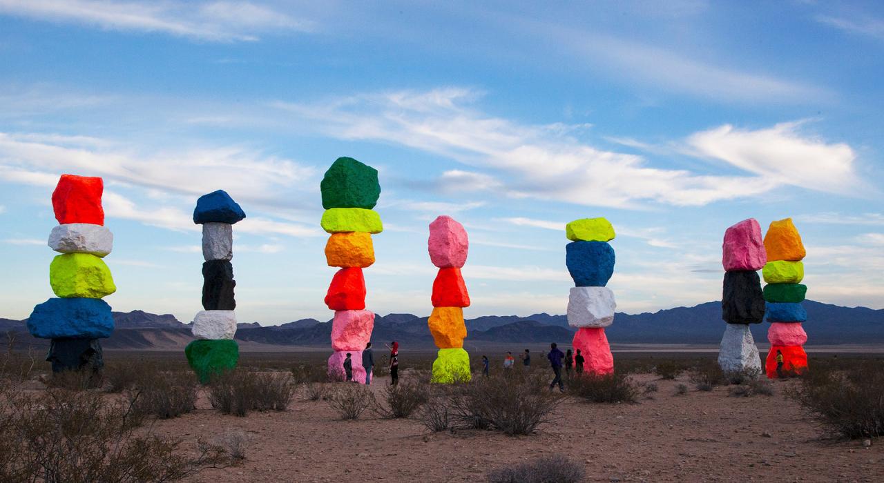 Las Vegas Seven Magic Mountains