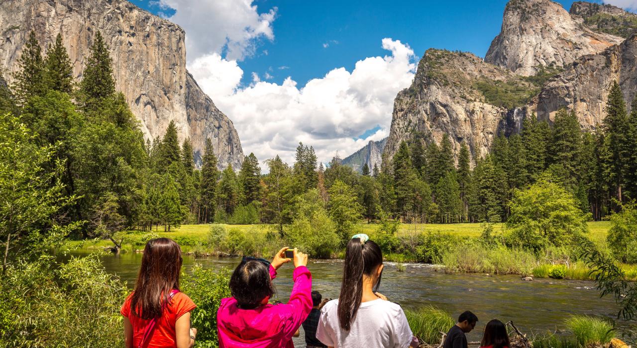 优胜美地国家公园的山景