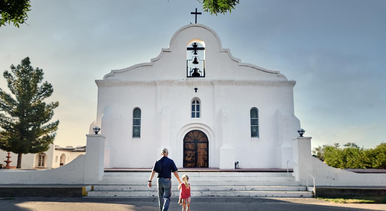 埃尔帕索修道院步道上的 Presidio Chapel of San Elizario 教堂