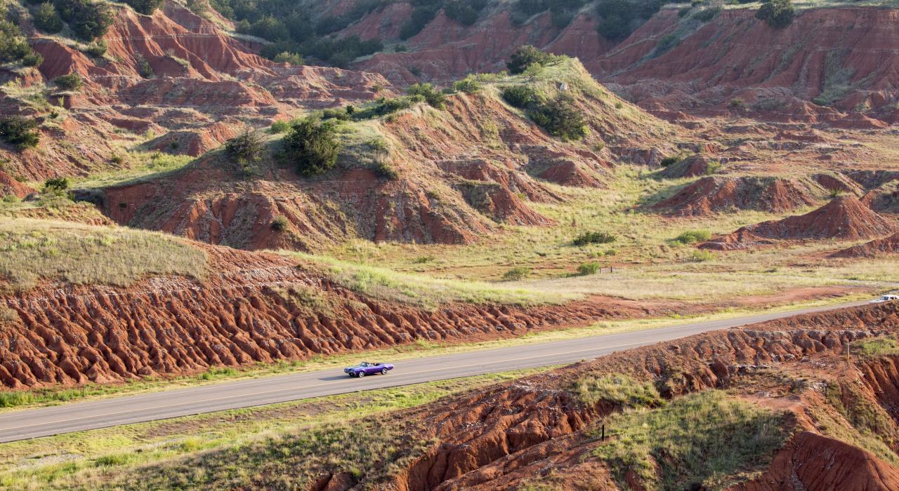 驰骋原野，饱览俄克拉荷马州费尔维尤 Gloss Mountain State Park 州立公园的缤纷景观