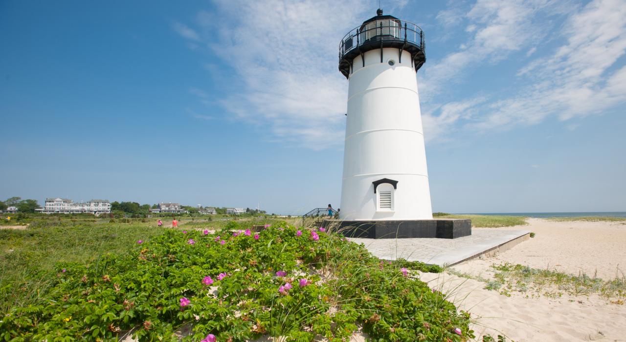 在埃德加敦海港灯塔静享一日美好时光