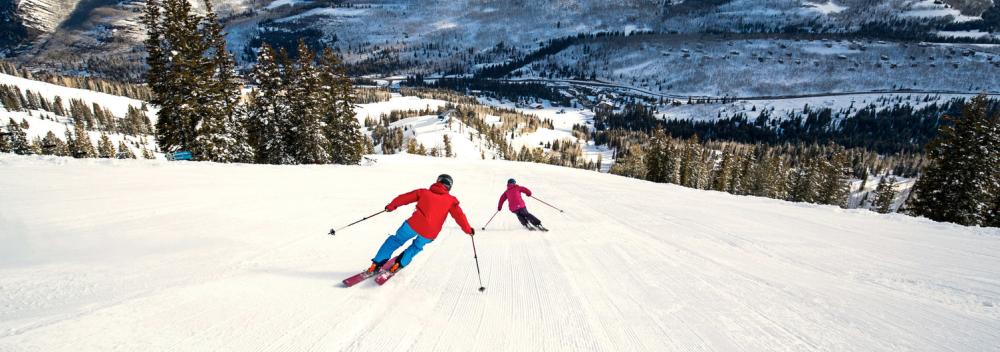 在犹他州索利蒂德的索利蒂德山地度假村尽享滑雪乐趣